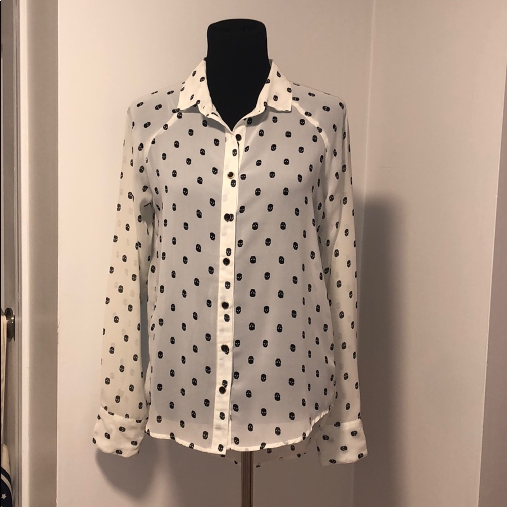 Mini skull button down blouse